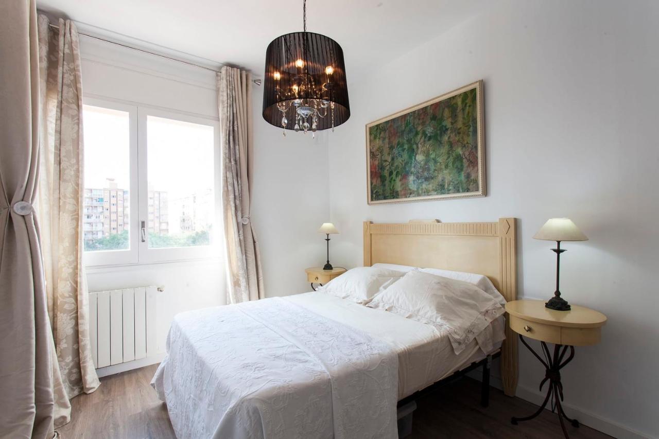 Cozy Apartment Near Fira Gran Via With Ac L'Hospitalet de Llobregat Exterior foto